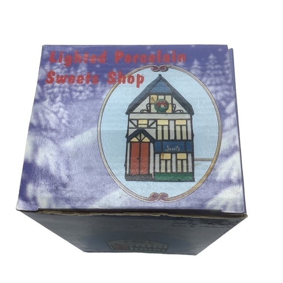 NEW Once Upon A Christmas Time Lighted Porcelain Sweets Shop House NIB - Picture 3 of 4